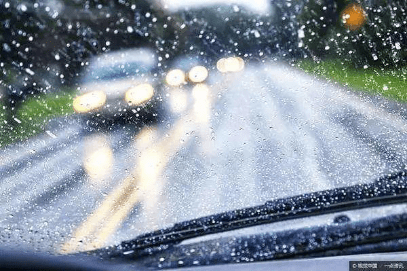 十三点雨天安全驾驶事项需谨记